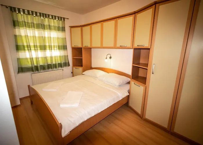 Gracia 1 Lägenhet Baška